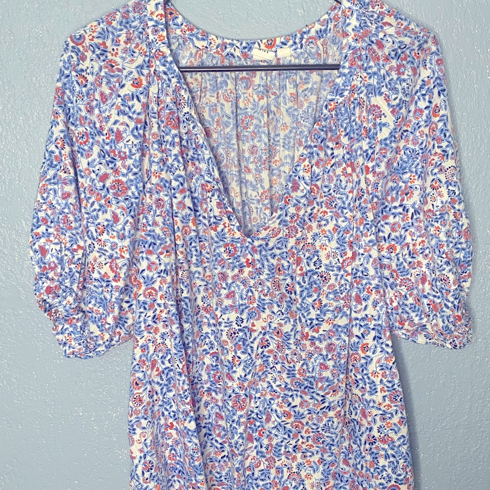 Blue blouse with red flowers. Three quarters sleeve